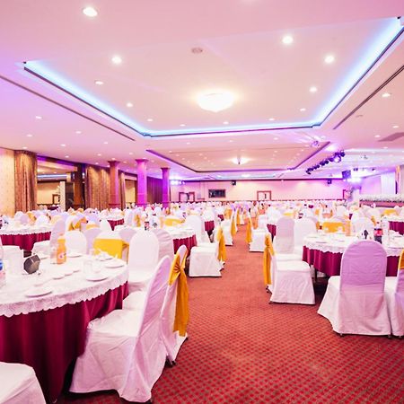 Chumphon Gardens Hotel Exterior photo