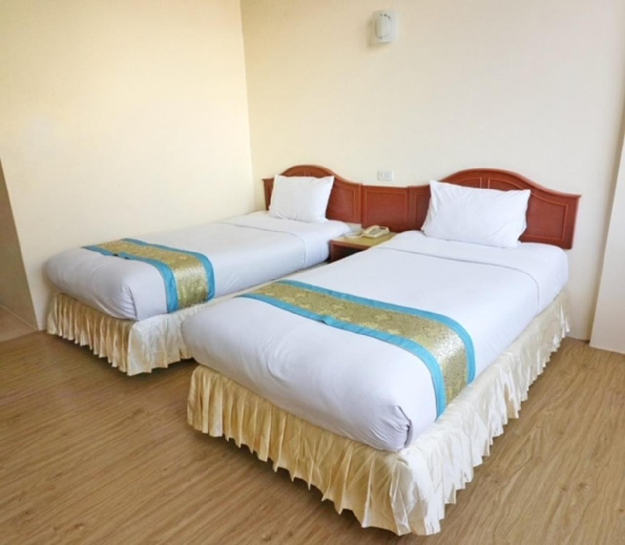 Chumphon Gardens Hotel Exterior photo