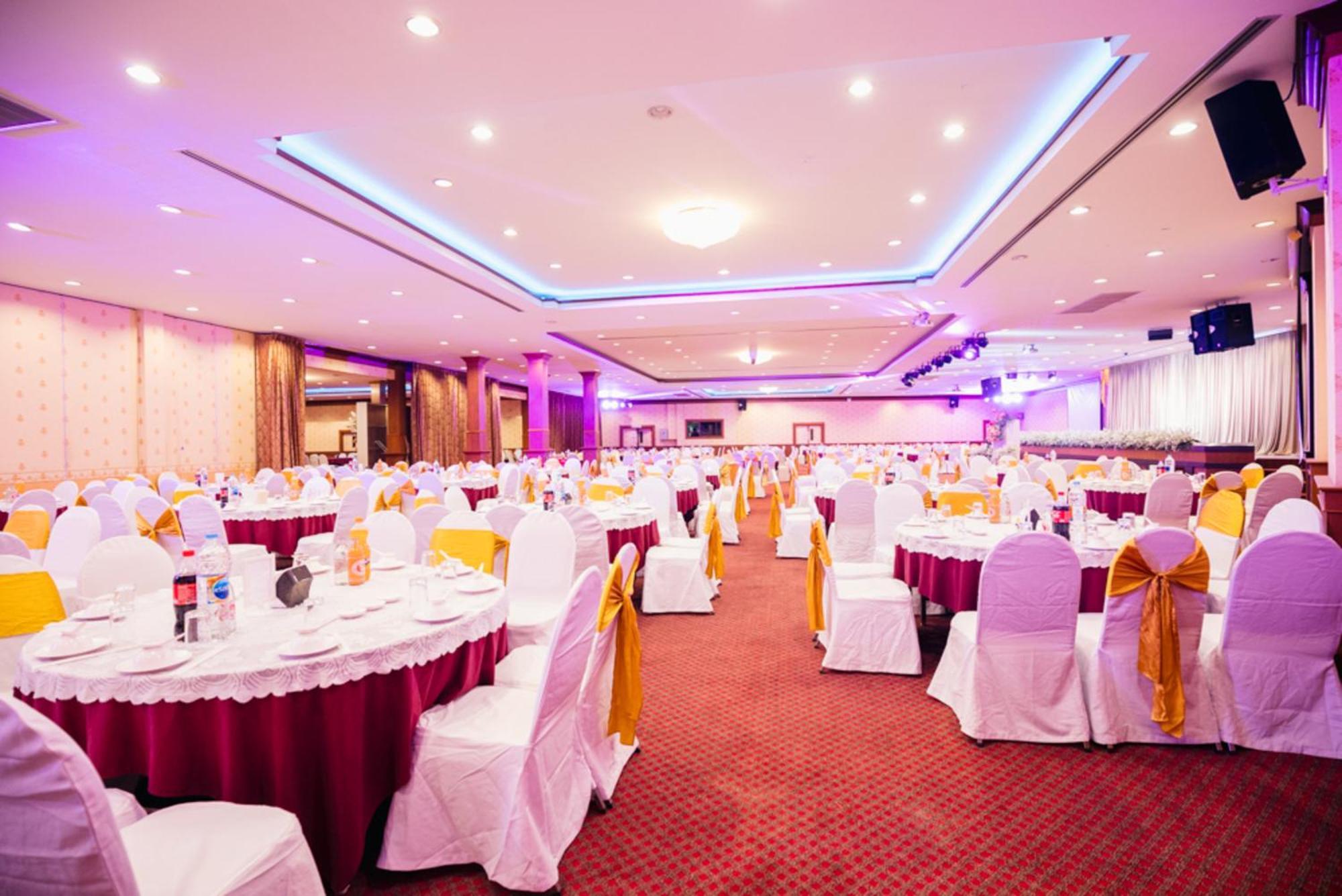 Chumphon Gardens Hotel Exterior photo